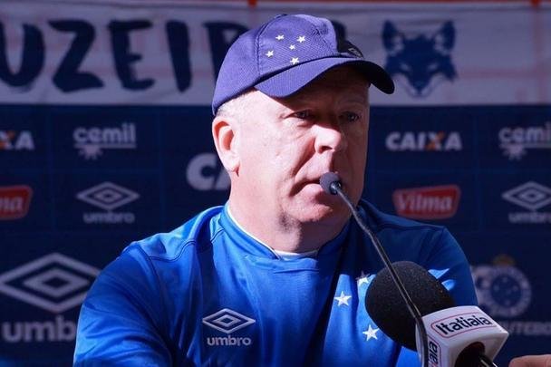 De olho no Grêmio, Cruzeiro treinou pela última vez no Beira-Rio, nesta terça-feira