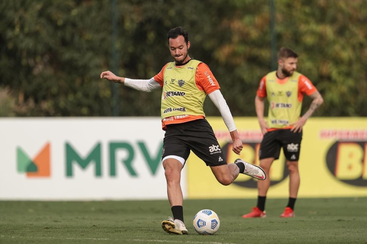 Aps a eliminao na Libertadores diante do Palmeiras, jogadores do Atltico se reapresentaram na Cidade do Galo e realizaram treinamento visando o duelo contra o Internacional, pelo Campeonato Brasileiro