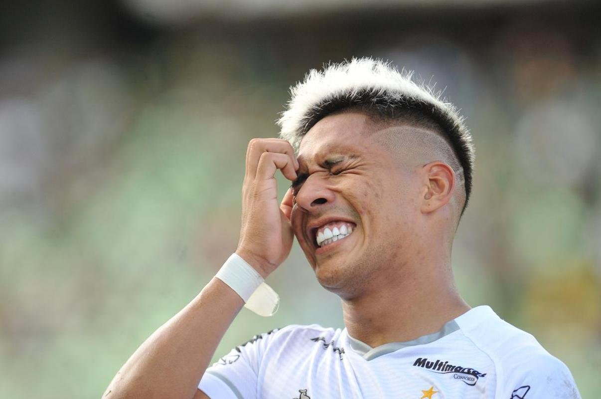 Fotos do clssico entre Amrica e Atltico, no Independncia, em BH, pela sexta rodada do Campeonato Mineiro