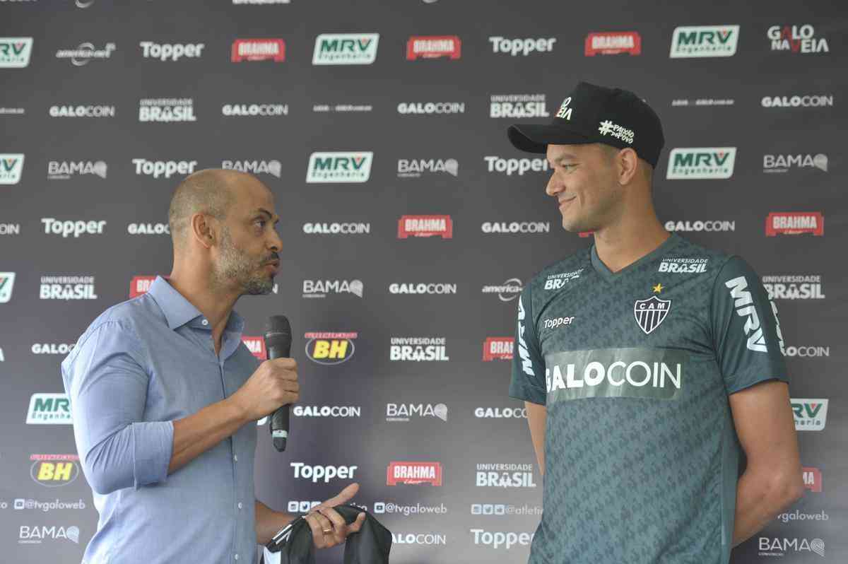 Zagueiro Rver, de 34 anos, assinou contrato com o Atltico at o fim da temporada 2021