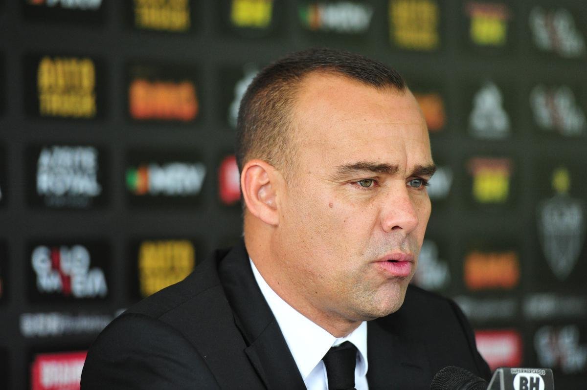 Fotos da apresentao de Rafael Dudamel no Atltico