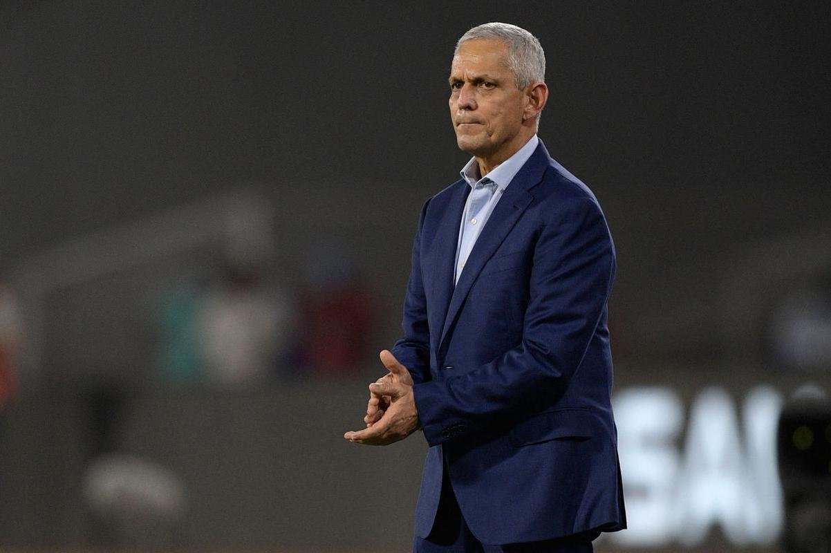 Reinaldo Rueda, que est livre no mercado desde abril de 2022