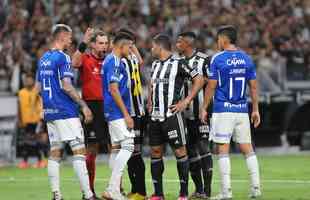 Equipes se enfrentaram na noite desta quarta-feira pela terceira fase da Copa Libertadores, no Mineiro, em Belo Horizonte