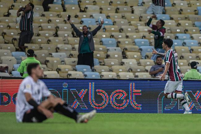 Fotos dos gols do Fluminense sobre o Atltico, no Maracan, em partida pela 10 rodada do Campeonato Brasileiro