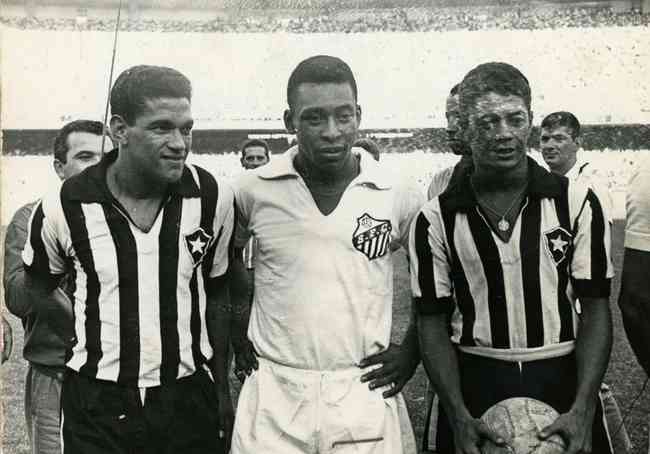 Morreu Pelé, considerado um dos melhores jogadores da história do