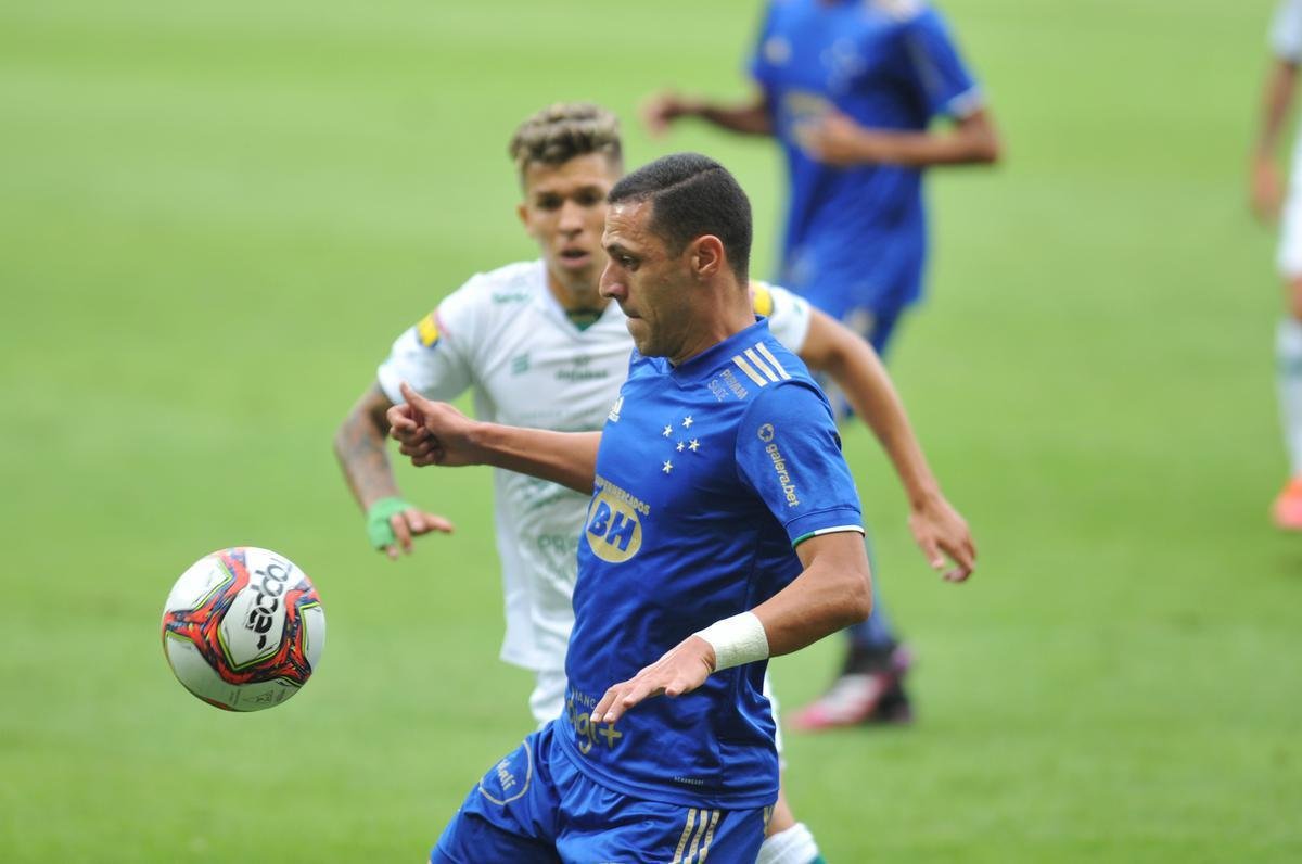 Fotos do clssico de ida da semifinal do Campeonato Mineiro, entre Cruzeiro e Amrica, no Mineiro, em Belo Horizonte