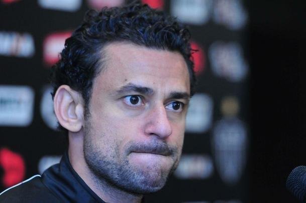 Aps estrear em clssico e marcar um gol, atacante concedeu primeira entrevista na Cidade do Galo