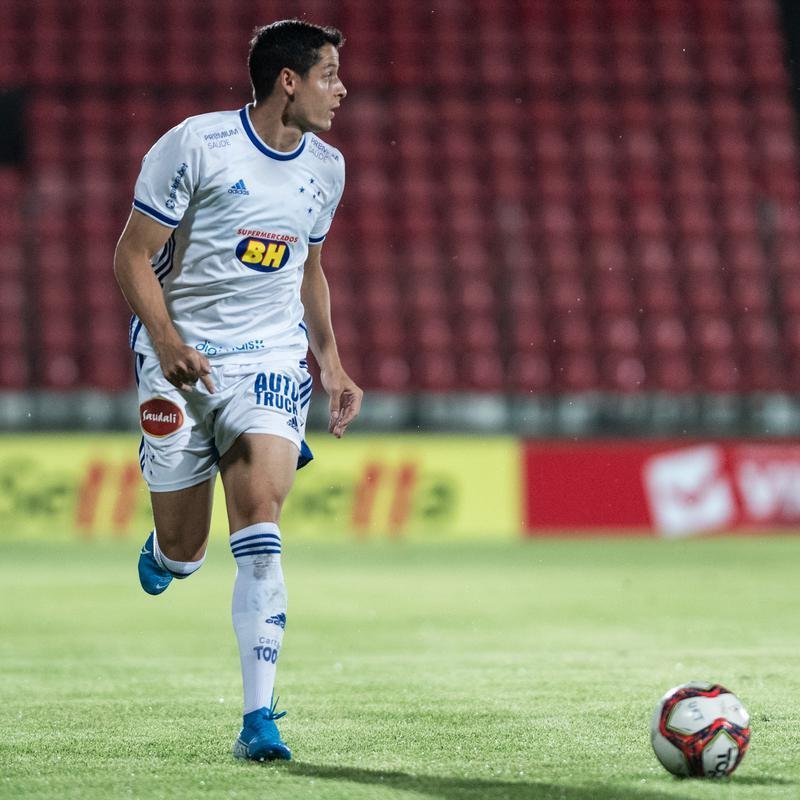 Cruzeiro venceu URT por 2 a 0, com gols de Manoel e Marcinho, e chegou a quatro pontos no Campeonato Mineiro