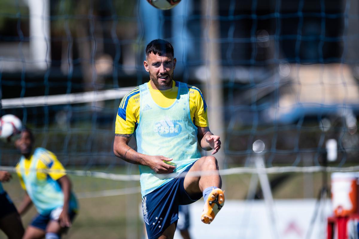 Cruzeiro, 3º colocado, pega o líder Atlético no Mineirão pela 9ª rodada do Campeonato Mineiro