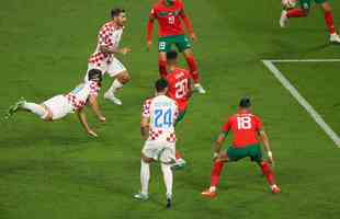 Josko Gvardiol abriu o placar para a Crocia sobre o Marrocos com um lindo gol de cabea: 1 a 0