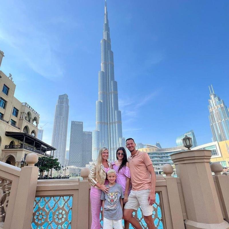 Rver em Dubai com a famlia