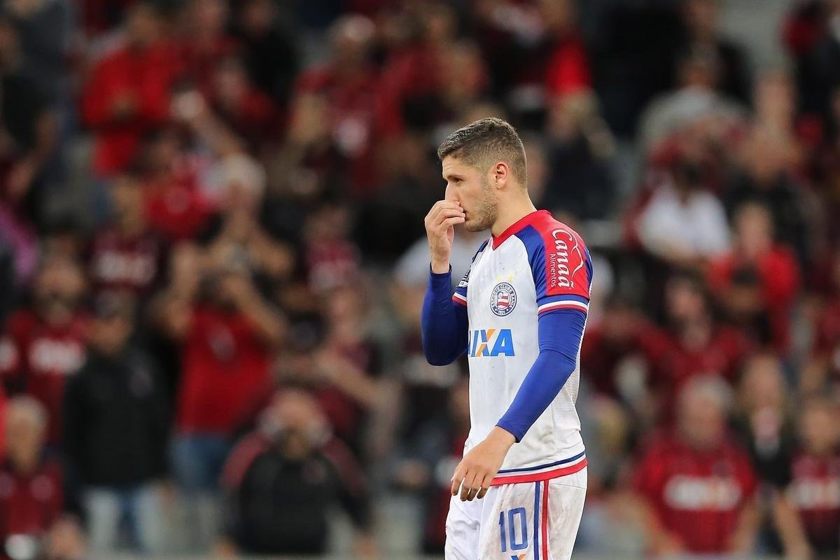 Z Rafael - Destaque do Bahia, o meia Z Rafael acertou com o Palmeiras para 2019. Ele fez 68 jogos nesta temporada e marcou 13 gols.