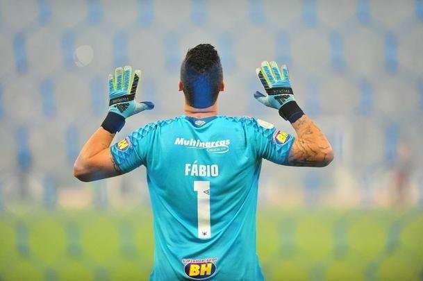 Fotos do jogo entre Cruzeiro e Fluminense, no Mineiro, pela 24 rodada do Brasileiro