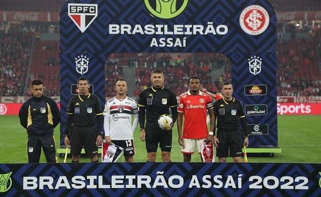 Internacional e S�o Paulo empataram por 3 a 3 no duelo do primeiro turno, no Beira-Rio