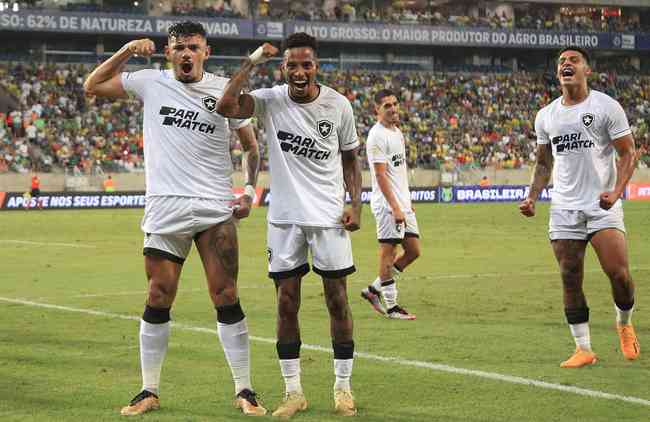 Botafogo venceu Cuiab e segue com folga na liderana