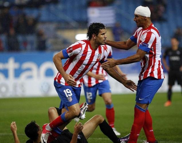 Atltico de Madrid 4 x 0 Athletic Bilbao (Campeonato Espanhol, em 27/8/2012) - Diego reestreou pelo Atltico de Madrid em agosto de 2012. Entrou aos 26 minutos do segundo tempo e deu uma assistncia