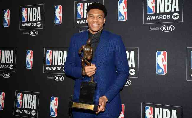 Antetokounmpo foi MVP da NBA em 2019 e 2020