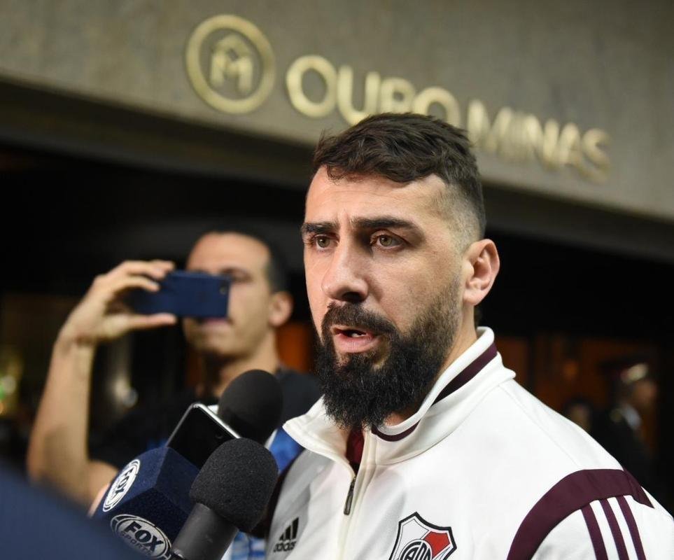 Chegada do River Plate a Belo Horizonte para duelo de tera, no Mineiro, contra o Cruzeiro