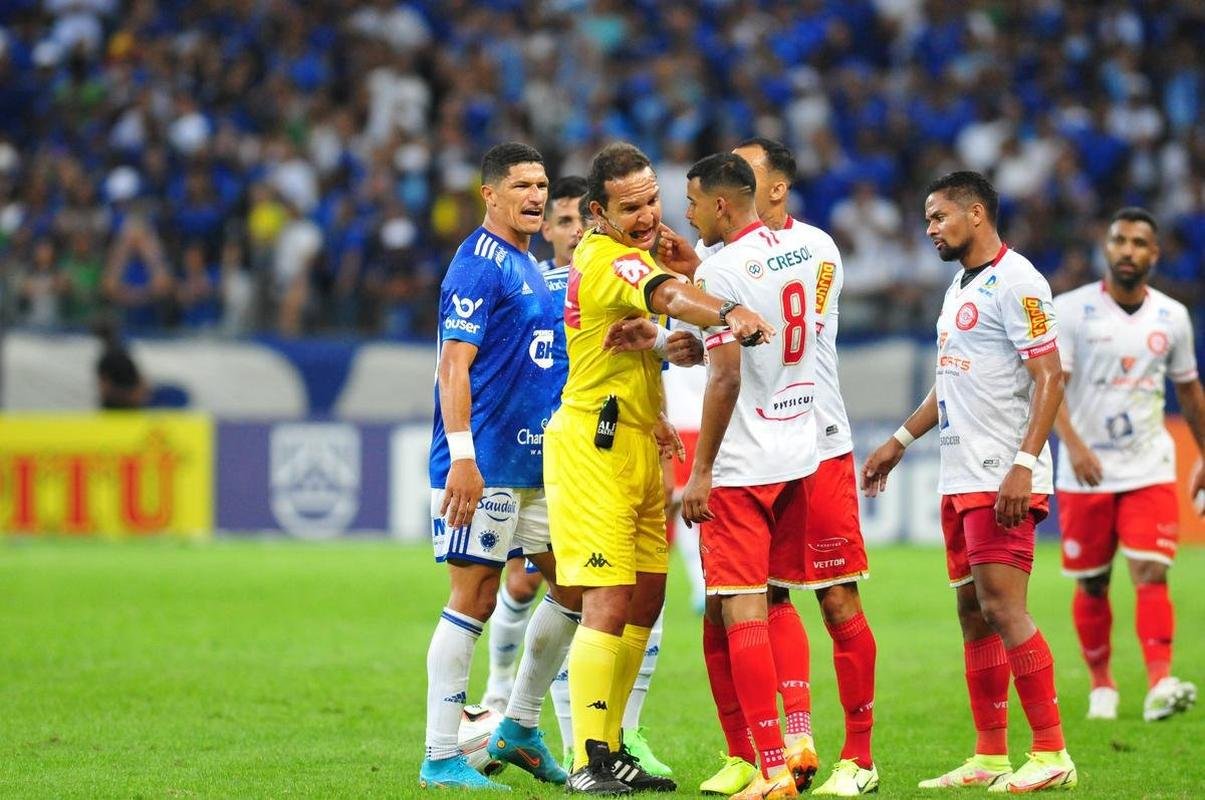Fotos do jogo entre Cruzeiro e Tombense, pela 22� rodada da S�rie B