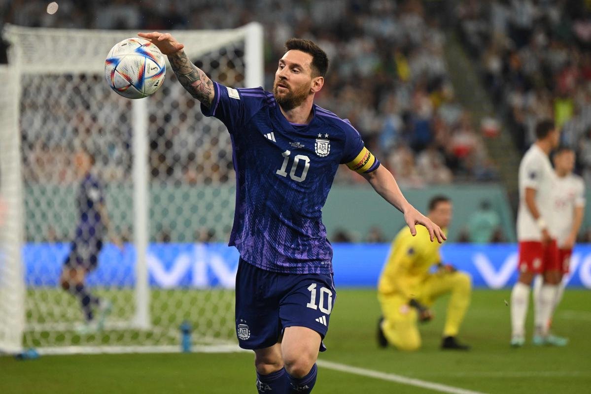 Fotos do jogo entre Polnia e Argentina no Estdio 974, em Doha, pela terceira rodada do Grupo C da Copa do Mundo, no Catar