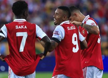 Gabriel Jesus, Odeegard, Saka e Lokonga marcaram os gols da vitória do Gunners no Camping World Stadium, em Orlando, nos Estados Unidos