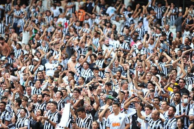 Torcida do Atltico no jogo de ida da final da Copa do Brasil de 2021, contra o Athletico-PR, no Mineiro, em BH