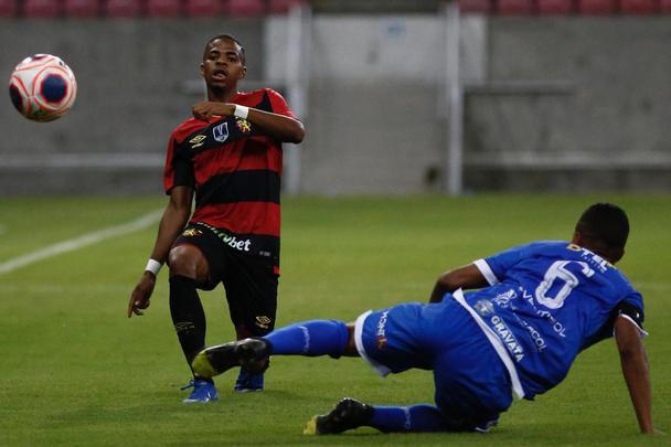 Com a Ilha passando por melhorias, equipes se enfrentaram na Arena de Pernambuco pela segunda rodada do Campeonato Pernambucano