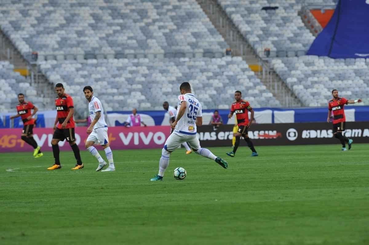 Imagens da partida entre Cruzeiro e Sport, duelo vlido pela 21 rodada da Srie A do Campeonato Brasileiro