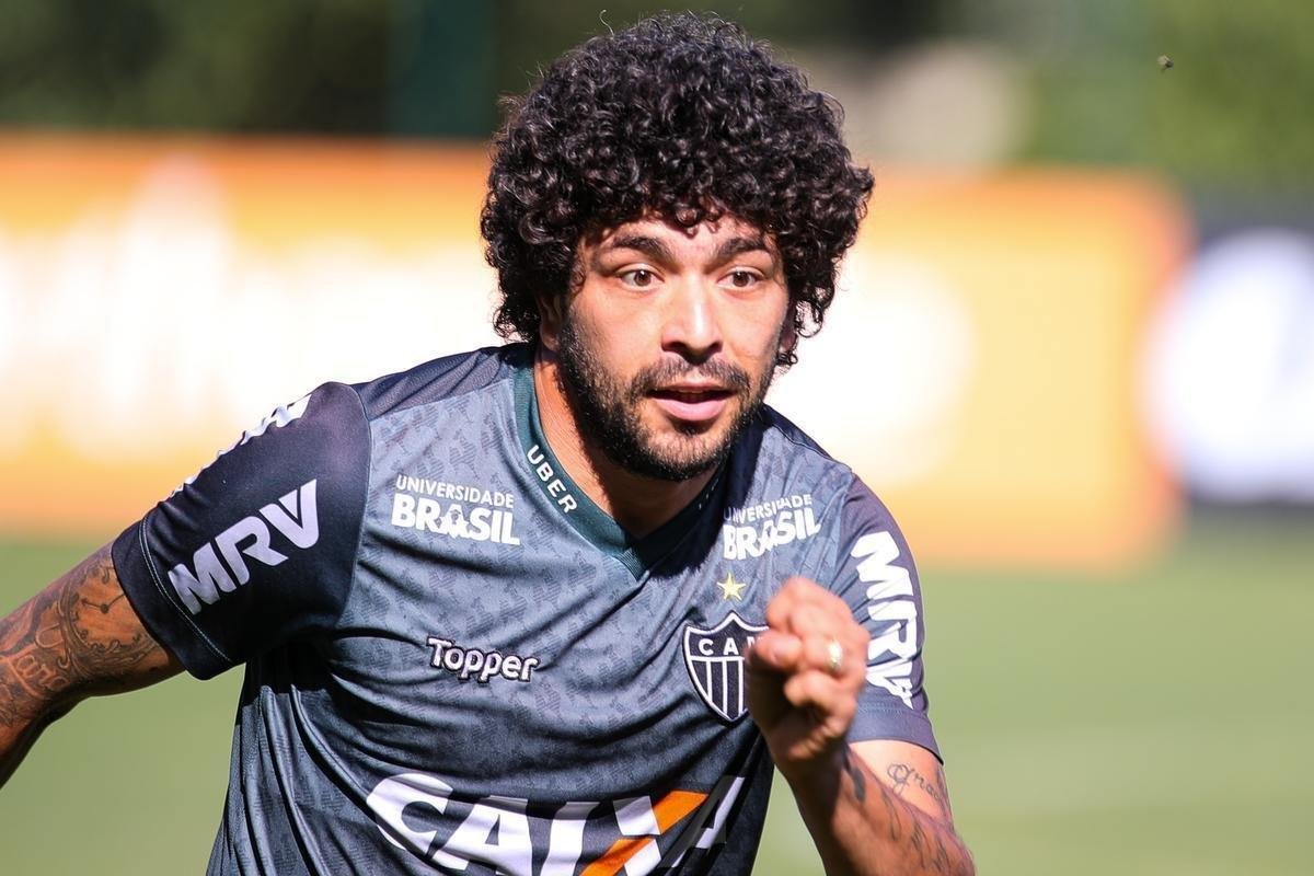 Luan demorou para estrear em 2018. Aps temporadas de sofrimento por problemas fsicos, o meia-atacante passou por um perodo maior de preparao durante o Campeonato Mineiro. E deu certo. Foram 56 jogos, cinco gols e cinco assistncias no ano. Fez vrias funes e, apesar das declaraes polmicas fora das quatro linhas, conseguiu ser pea importante para o time.