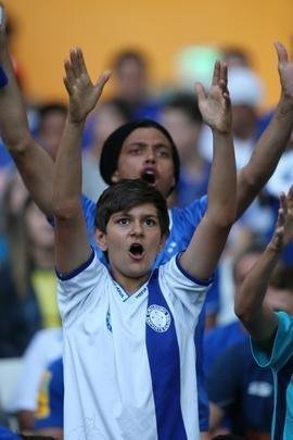 Imagens da torcida do Cruzeiro, no Mineiro, para o jogo com o Atltico-PR