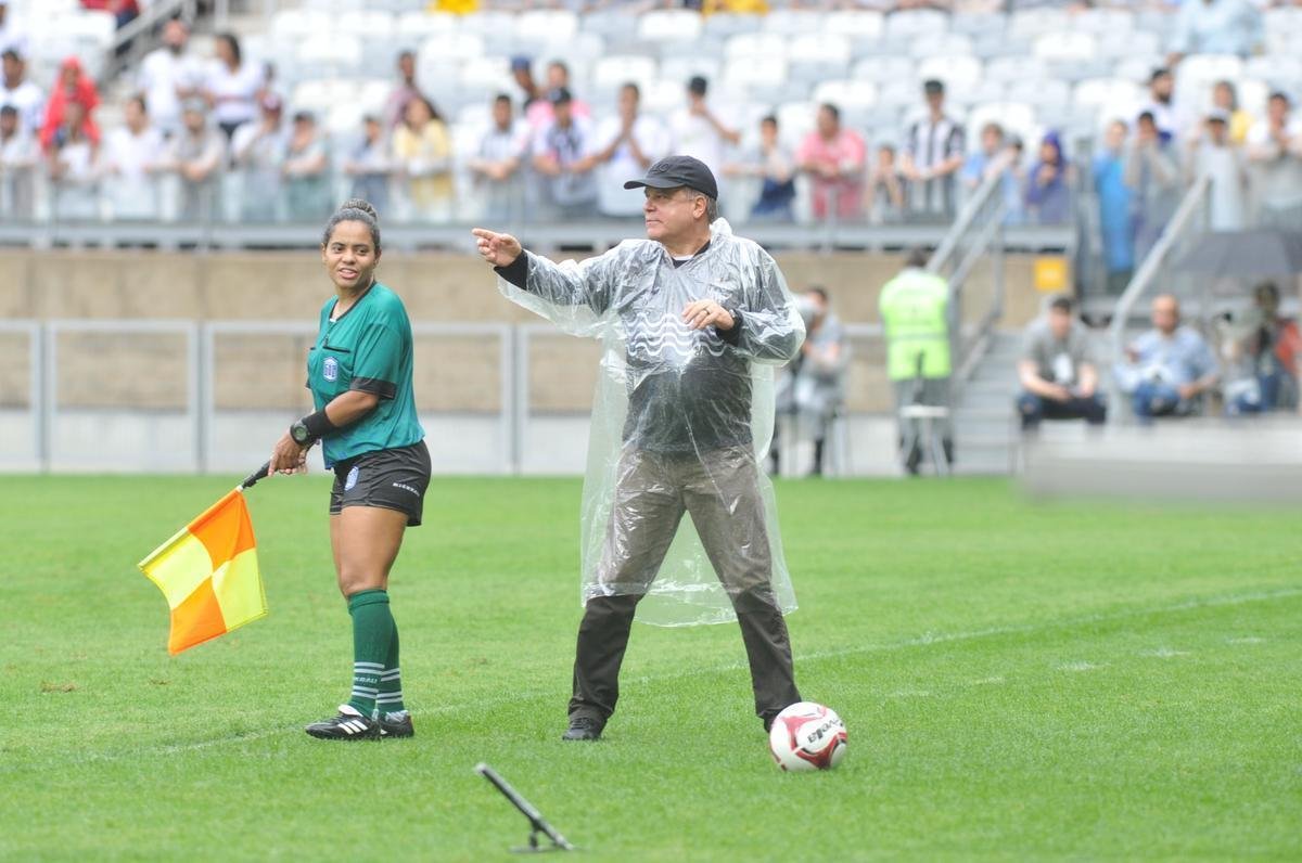 Fotos do 'Game of Dreams', jogo festivo dos Amigos do Ronaldinho contra os Amigos do Penta