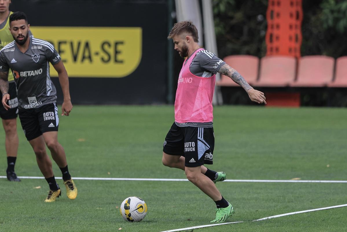 Fotos do treino do Atltico na Cidade do Galo
