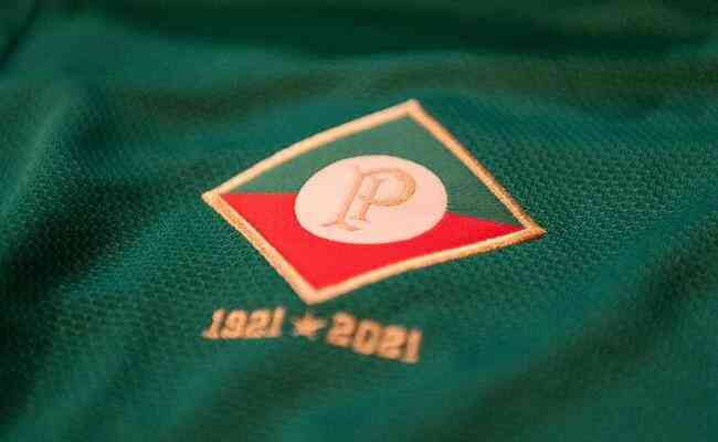 Em 2021, terceiro uniforme do Cruzeiro foi produzido na cor verde