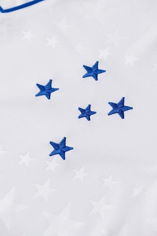 Detalhes da nova camisa branca do Cruzeiro para a temporada 2019