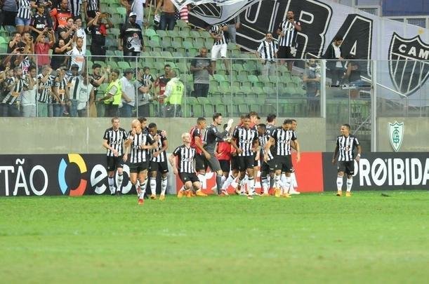 Veja imagens do clssico entre Atltico e Cruzeiro, no Independncia