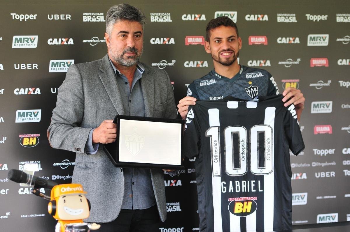 Gabriel completou 100 jogos pelo Atltico no empate por 0 a 0 com o San Lorenzo, no jogo de ida da Copa Sul-Americana, em 11 de abril