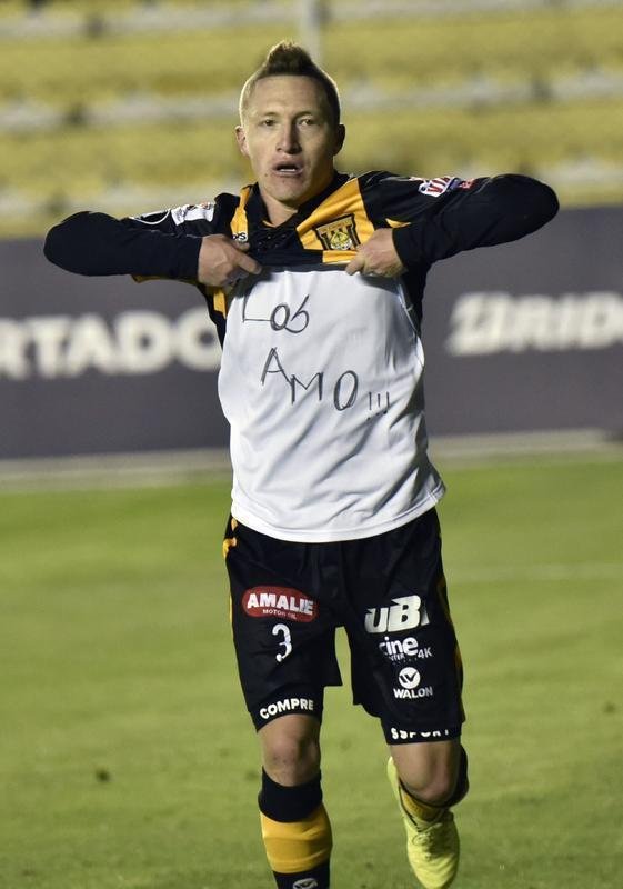 Alejandro Chumacero, meio-campista boliviano,  dolo no Strongest e coleciona grandes partidas em Libertadores