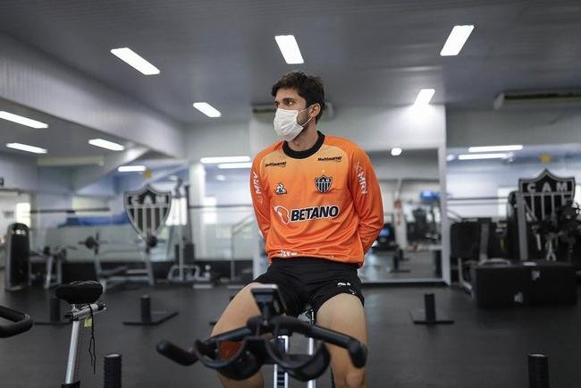 Depois, foi a vez de Igor Rabello testar positivo para COVID-19.