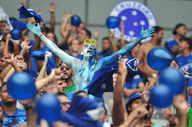 Fotos da torcida do Cruzeiro na final do Campeonato Mineiro contra o Atl�tico, no Mineir�o