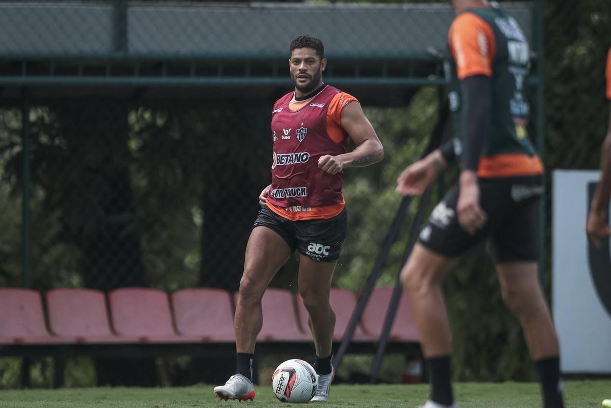 Fotos do treino do Atltico nesta quinta-feira na Cidade do Galo