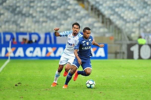 Fotos de Cruzeiro 2x2 Ava, no Mineiro, pela 35 rodada do Campeonato Brasileiro