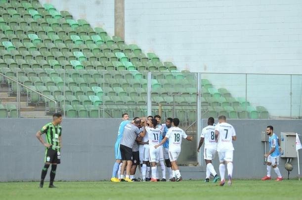 Amrica e Boa Esporte empataram em jogo movimentado no Independncia 