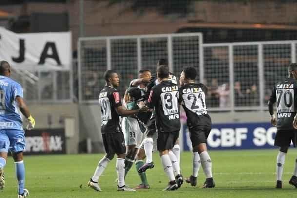 Imagens da partida entre Atltico e Palmeiras, no Independncia, pela 35 rodada do Brasileiro