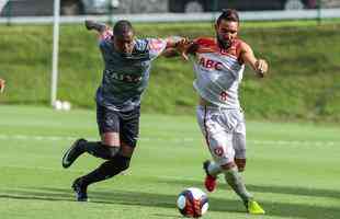 Com gols de Fred e Carlos Csar, Atltico vence jogo-treino contra Guarani de Divinpolis, na Cidade do Galo, por 2 a 0