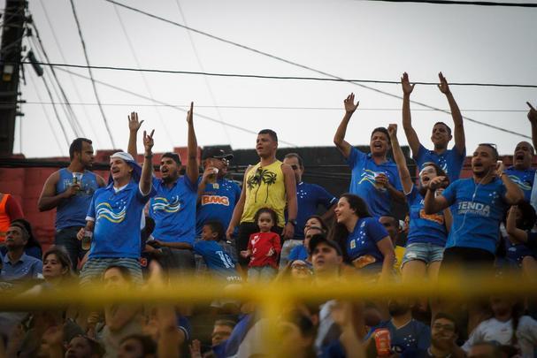 Cruzeiro empatou com Vitória no Barradão, em Salvador, por 1 a 1, pela 17ª rodada do Brasileiro