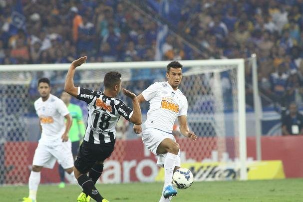 Imagens da deciso entre Cruzeiro e Atltico no Mineiro