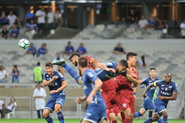 Cruzeiro vira diante do Fluminense no Mineiro e se mantm no G5 do Brasileiro