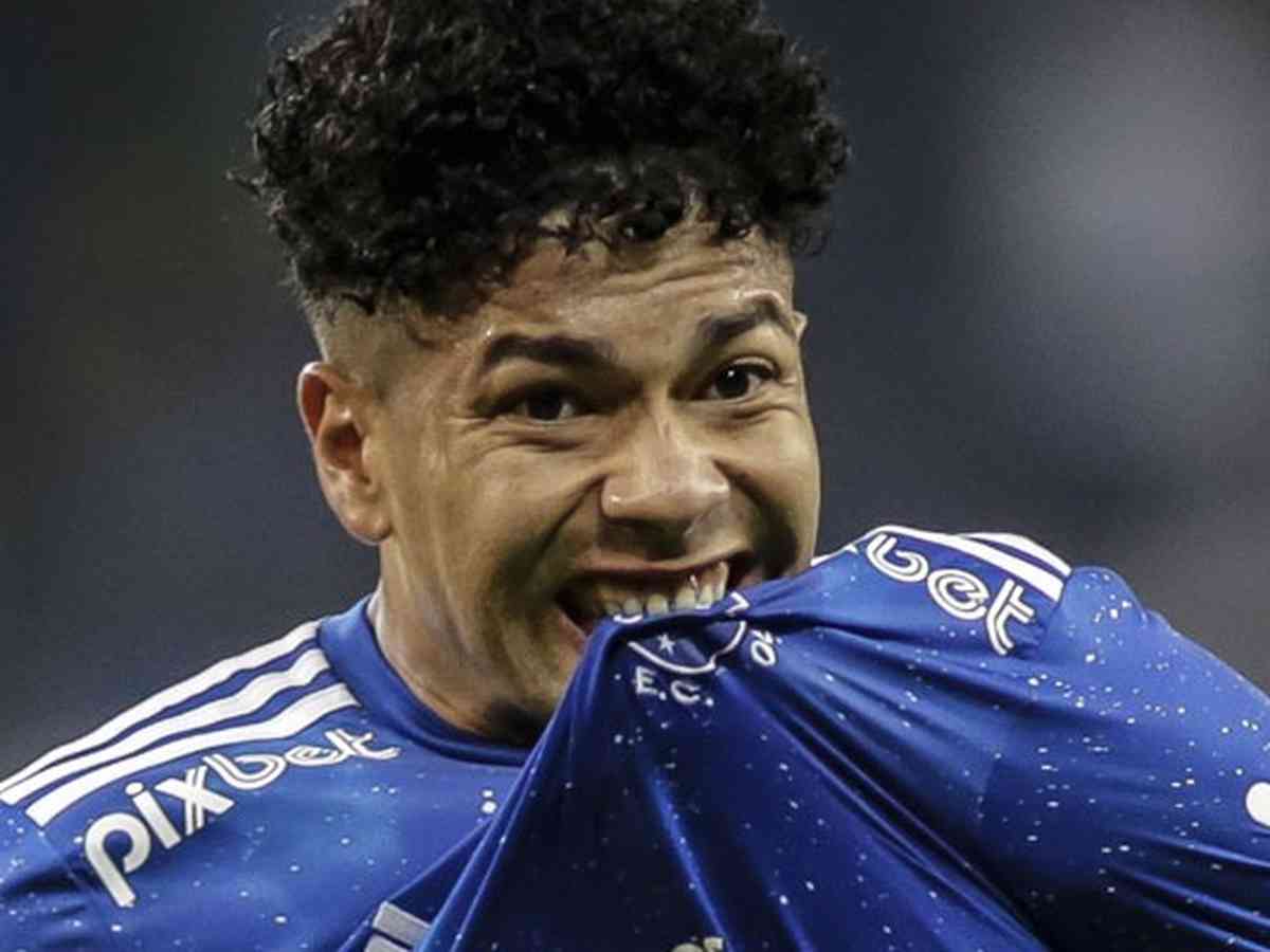 Filipe leva Cruzeiro a título mundial no 5º mês de carreira como técnico -  15/12/2021 - UOL Esporte