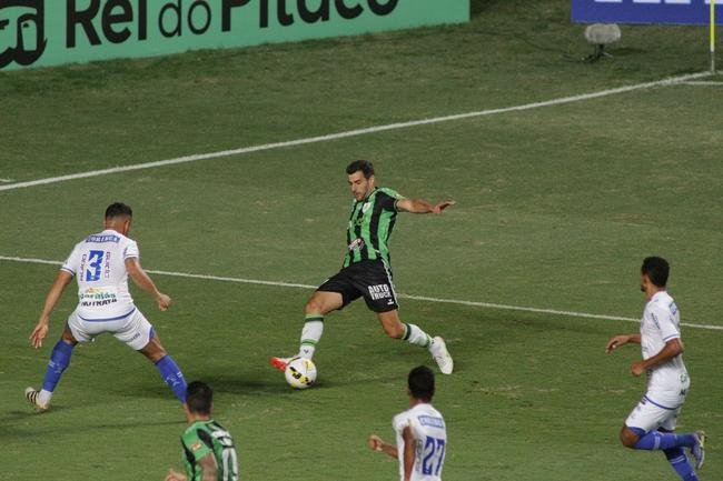Fotos do jogo entre Amrica e CSA-AL, no Independncia, em Belo Horizonte, pela terceira fase da Copa do Brasil 