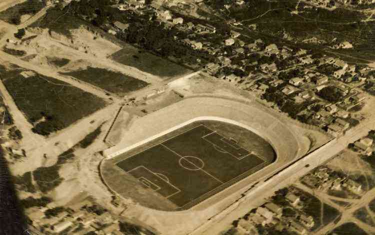 Iugoslvia e Sua inauguraram o estdio do Horto, que recebeu trs jogos da Copa do Mundo de 1950